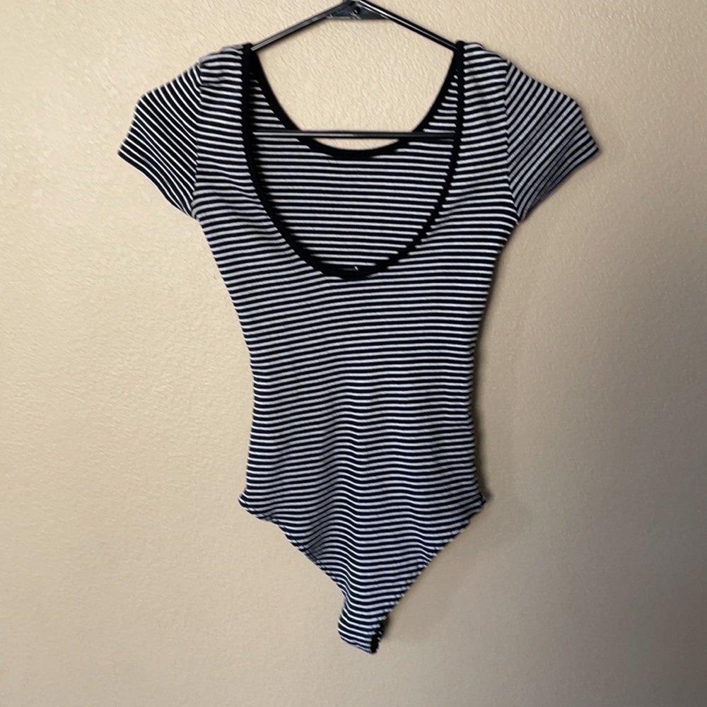 Interview Bodysuit - Picture 2 of 6